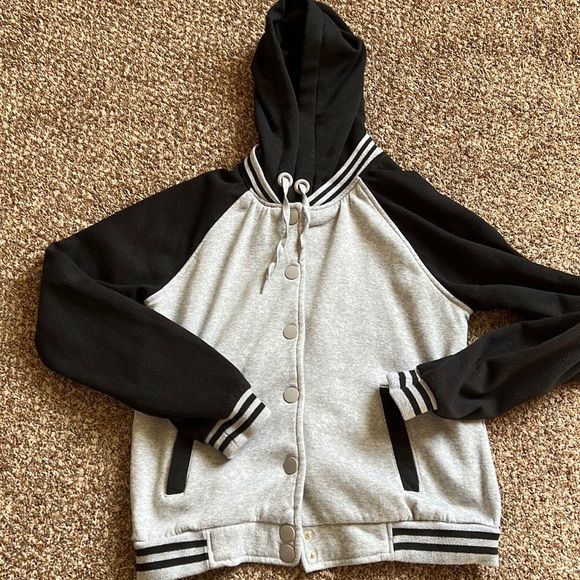 Color Block Button Up Jacket - Picture 1 of 3